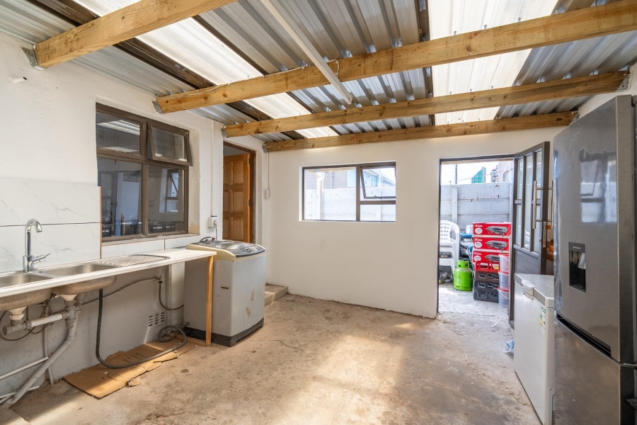 2 Bedroom Property for Sale in Brooklyn Western Cape